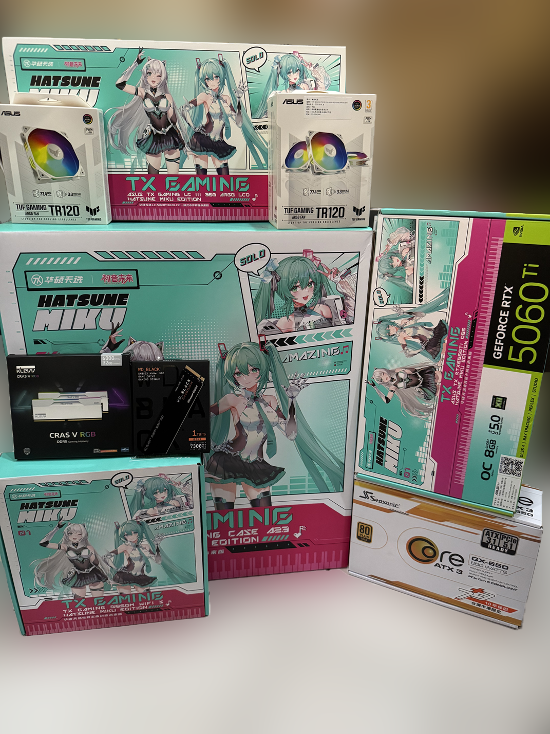 ASUS TX Gaming Hatsune Miku Set Unboxing